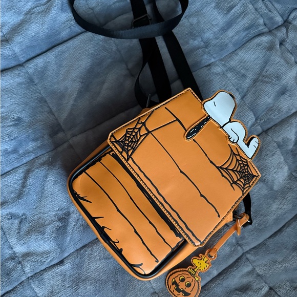 Snoopy peanuts Halloween crossbody bag purse - Picture 2 of 4